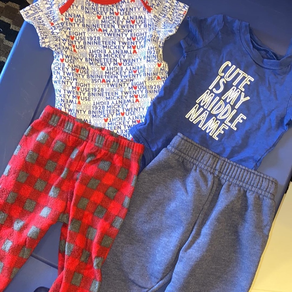 baby boy clothes sizes 3-6 months - Picture 3 of 4